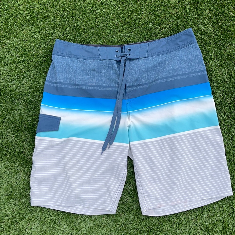 Kohl’s Sonoma Goods for Life- Men Swim Shorts Size 36